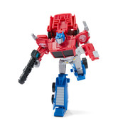 Transformers-Earth-Spark-Deluxe-Optimus-Prime-01