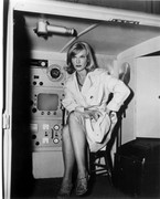 anne-francis-d28