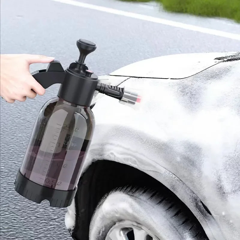 2L Foam Sprayer On Display