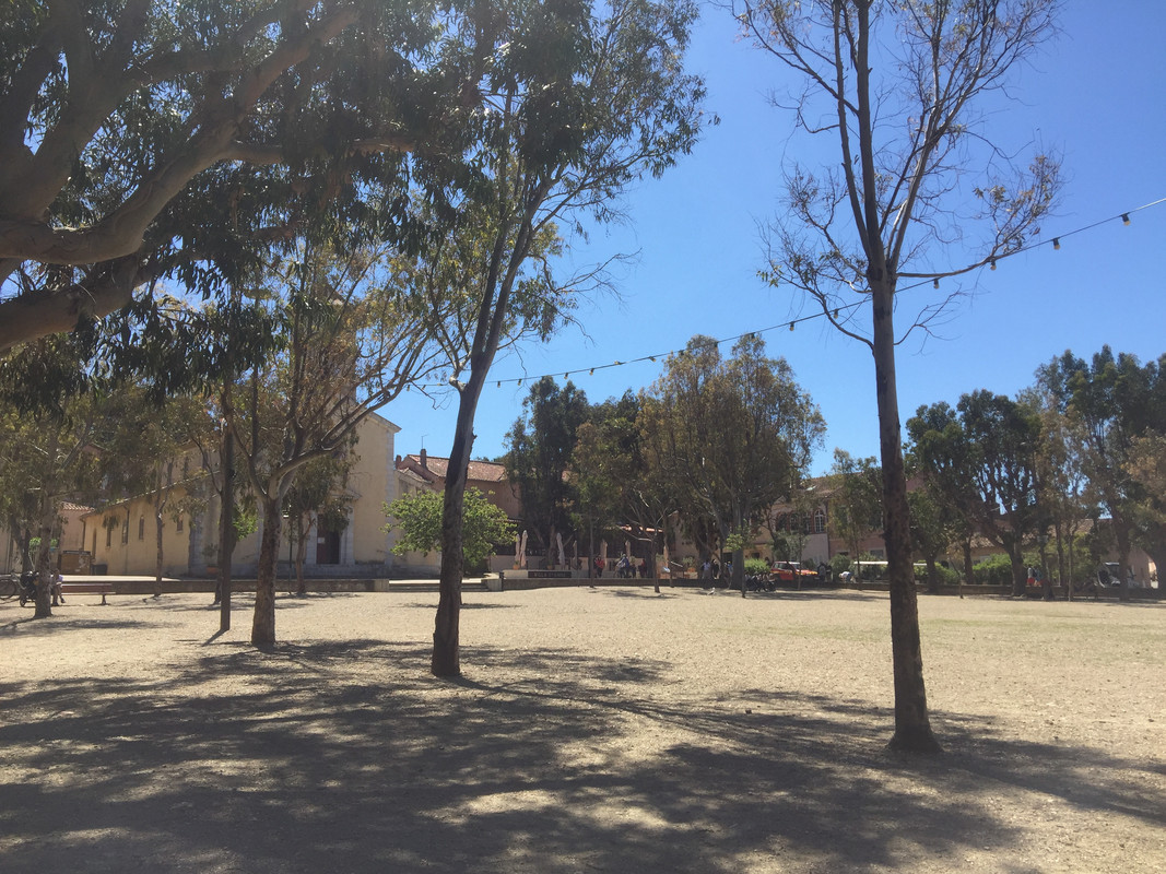 179FD4DB-22AB-43B1-8D77-01FB647156B7