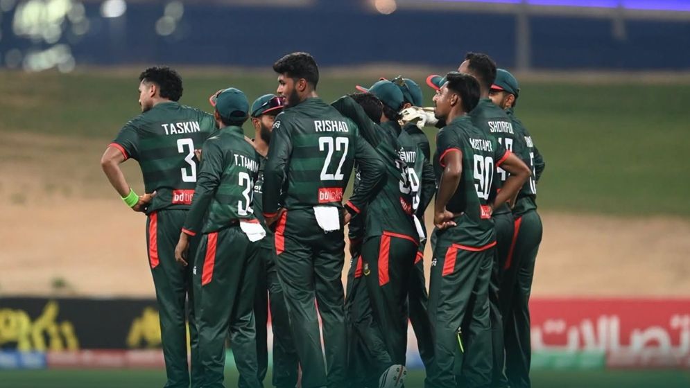 জিম্বাবুয়ের বিপক্ষে অসহায় আত্মসমর্পণ বাংলাদেশের