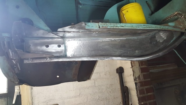 977EE594-069F-4FD0-BF2F-854D885E29DD