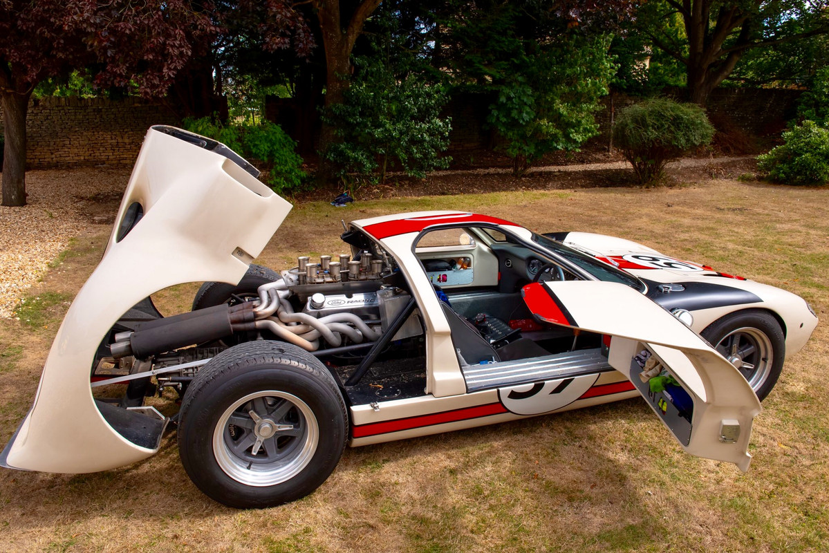 711FD2D7-D853-4C52-98BE-72365E812D5F