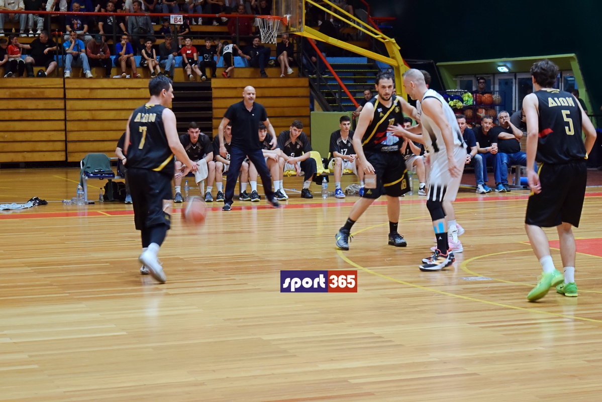 , &Omicron; &Delta;ί&omega;&nu; &Kappa;&upsilon;&pi;&alpha;&rho;&iota;&sigma;&sigma;ί&alpha;&sigmaf;&nbsp;64-60 &tau;&eta;&nu; &Kappa;&alpha;&lambda;&alpha;&mu;ά&tau;&alpha;&nbsp;B.C.&nbsp;&sigma;&tau;&eta;&nu; &Tau;έ&nu;&tau;&alpha;, &iota;&sigma;&omicron;&phi;ά&rho;&iota;&sigma;&epsilon; (1-1) &tau;&omicron;&upsilon;&sigmaf; &tau;&epsilon;&lambda;&iota;&kappa;&omicron;ύ&sigmaf; &tau;&eta;&sigmaf; &Alpha;1 &Epsilon;&Kappa;&Alpha;&Sigma;&Kappa;&Epsilon;&Nu;&Omicron;&Pi; (&phi;&omega;&tau;&omicron;&gamma;&rho;&alpha;&phi;&iota;&epsilon;&sigmaf; & &beta;ί&nu;&tau;&epsilon;&omicron;)