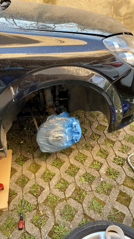 1334998E-C3B2-4DD3-872A-B06A69D712AB