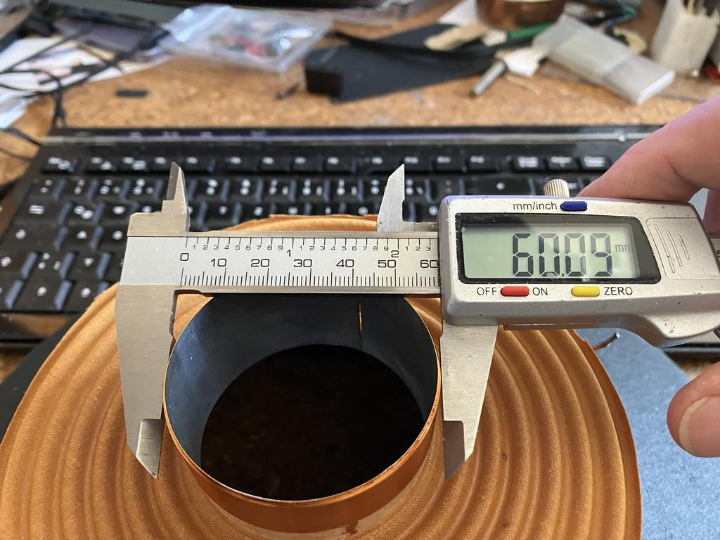 [Bild: Bass-Spule-Durchmesser.jpg]