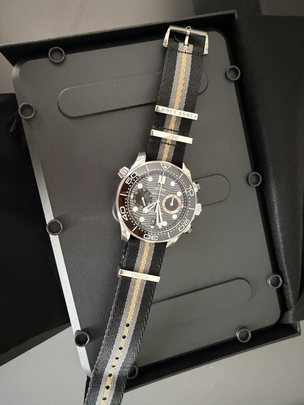 Omega Seamaster [007 First Light] IMG-3345