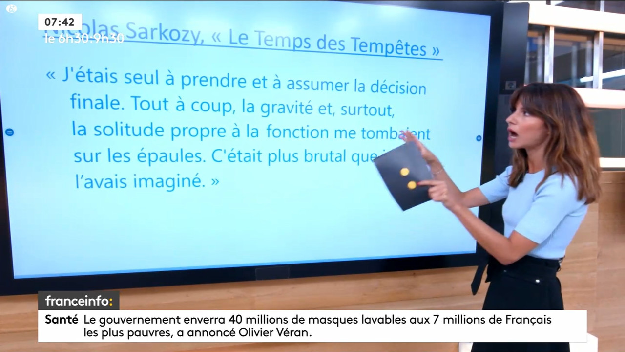23 July - 05.29.00 - 9h30. Entre JT, chroniques, invités et revues de p....ts_snapshot_01.19.33.476
