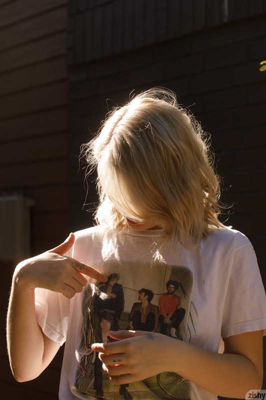 full_016_1847370908077993