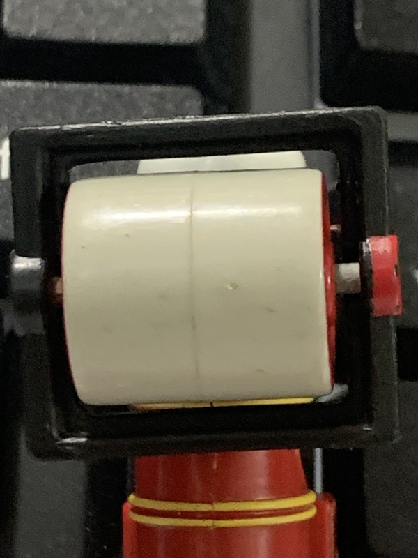 8C590452-C243-47D1-A314-84A1A5568F97