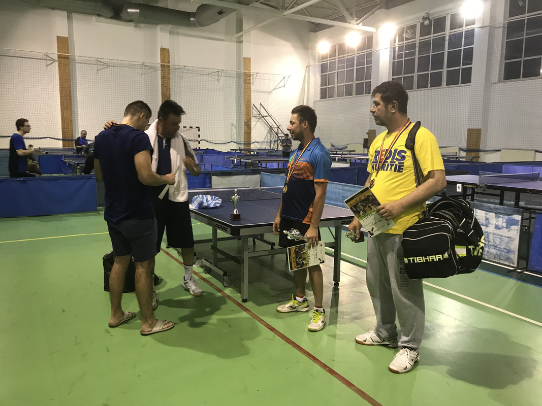 EA56CB7F-704F-4758-B777-A726BECA6CB5