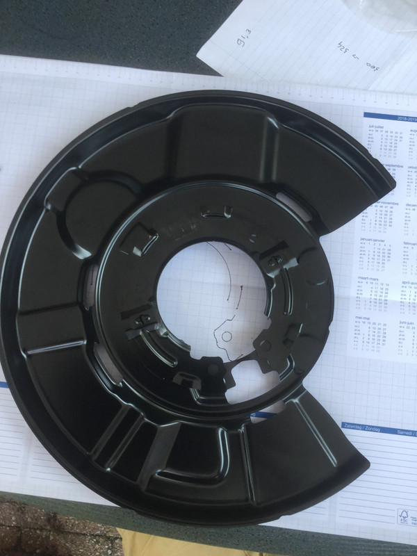 AC1D4452-6303-473B-A8FB-4B2DE781FB24