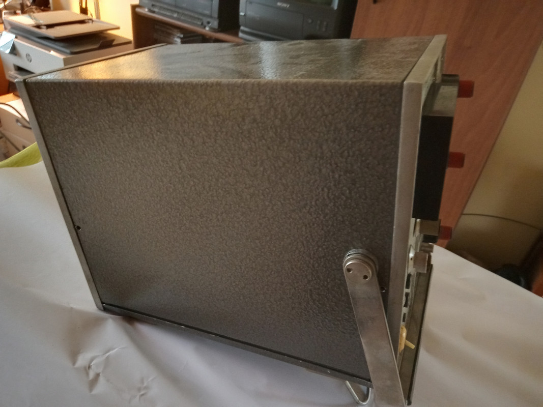 OSCILOSCOP-CARCASA-1.jpg