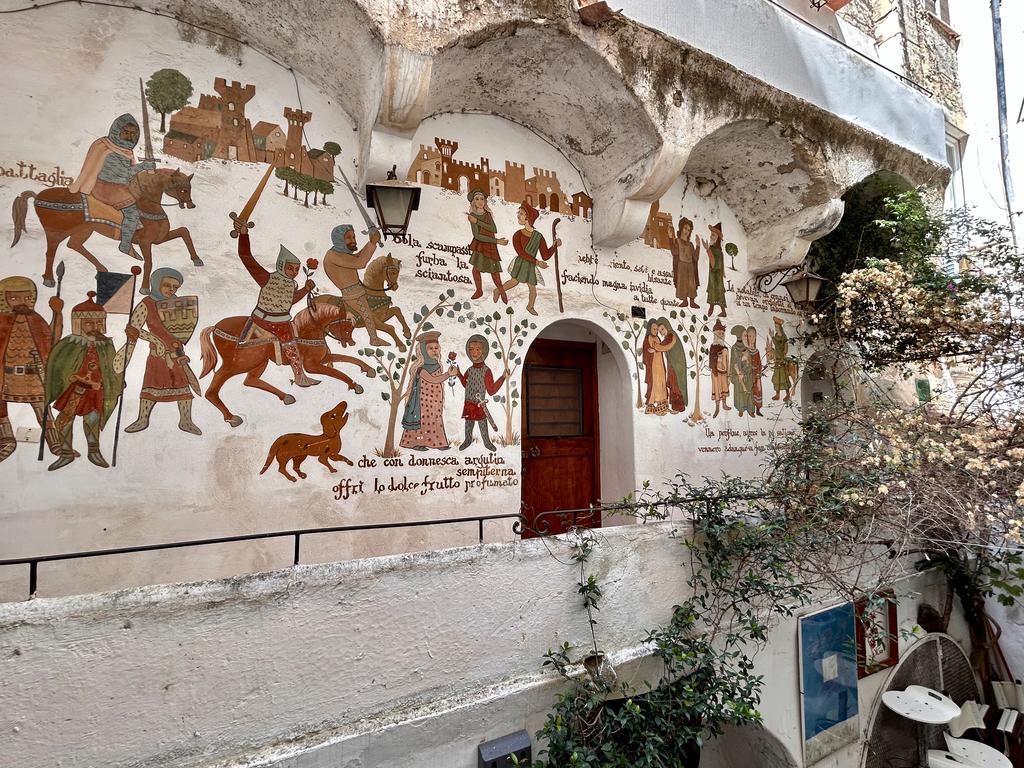 Жаркий сентябрь на побережье Тирренского моря. Жаркий сентябрь на побережье Тирренского моря.