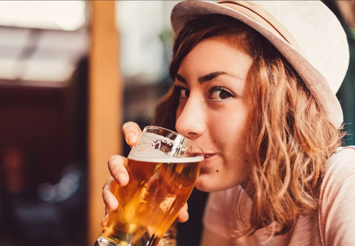 ¿Qué tan bueno es tomar una cerveza en ayunas?