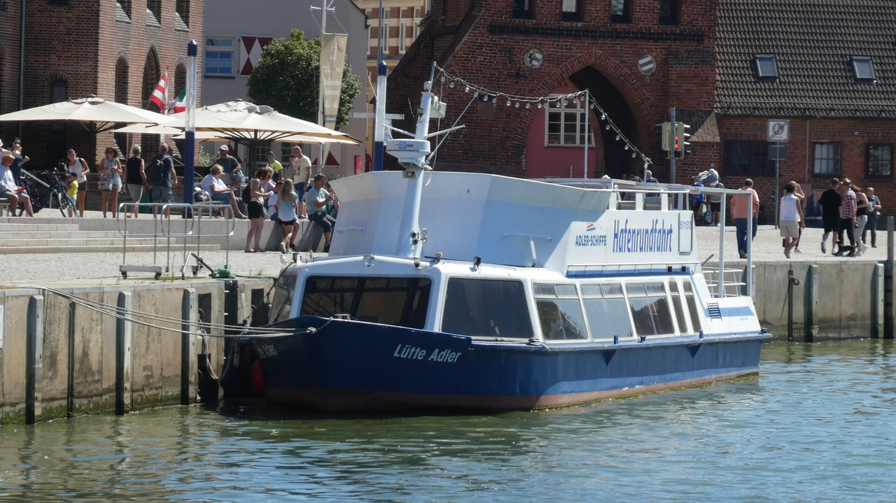 P1210748 (1940x1090)