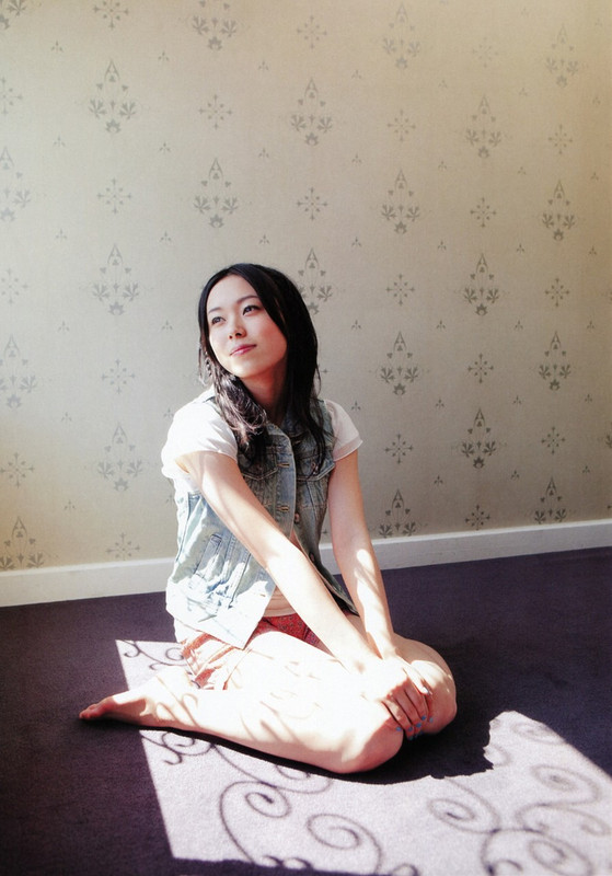 Minako-Kotobuki-Feet-2181326