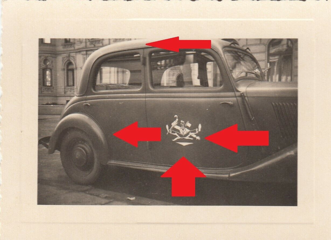 Foto Mercedes PKW mit tollem Tür - Mailing,