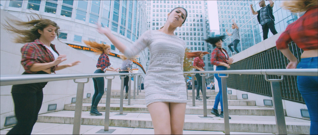 vlcsnap-2024-12-19-21h17m28s423