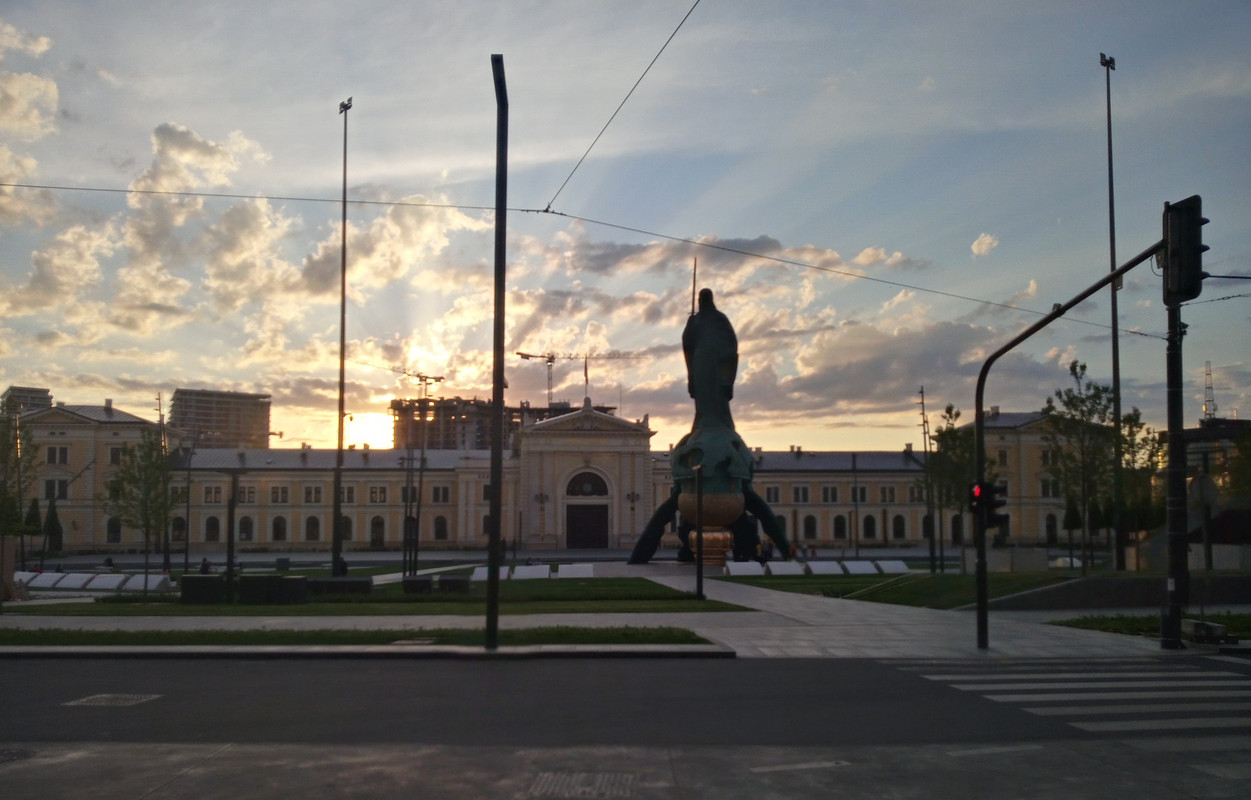 20210527_193601_HDR(1)