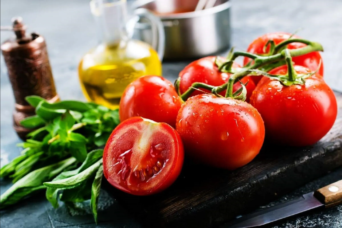 ¿Cómo quitarle la acidez del tomate? Estos trucos caseros serán tu salvación