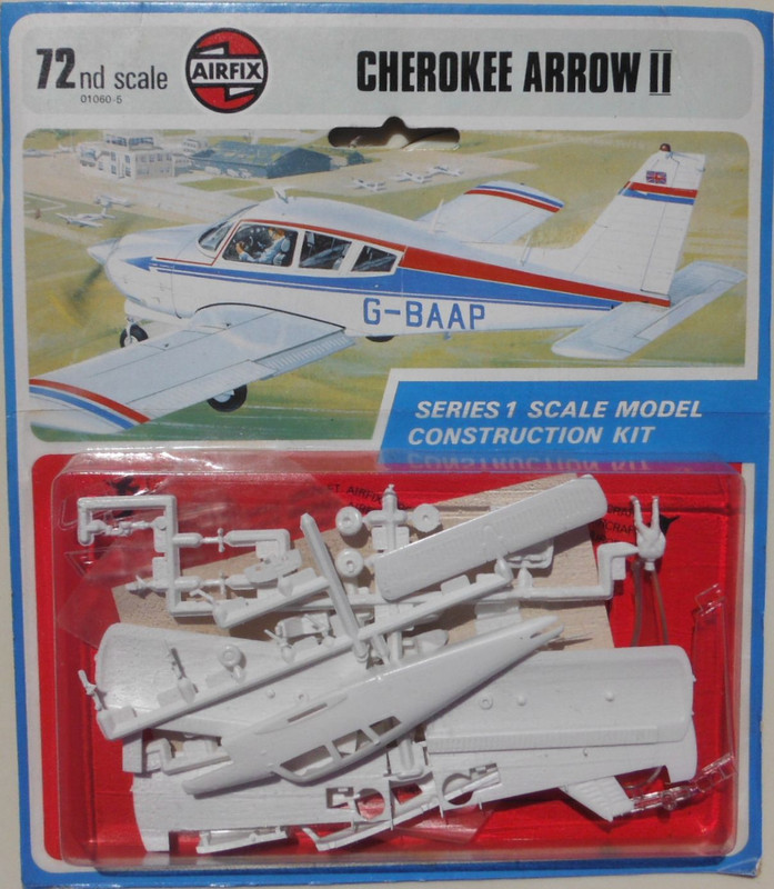 Airfix 72 Piper Cherokee Arrow II (01060-5)