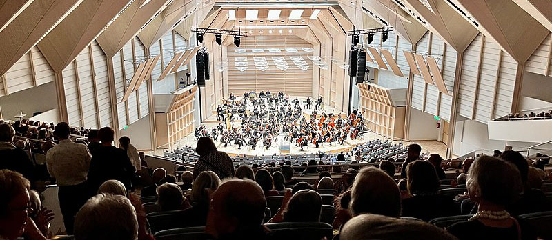 2Tampere_Hall_main_auditoriu