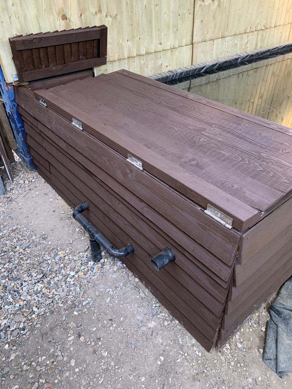 3FE23D2C-8C49-4B21-A028-172E3EC11E73