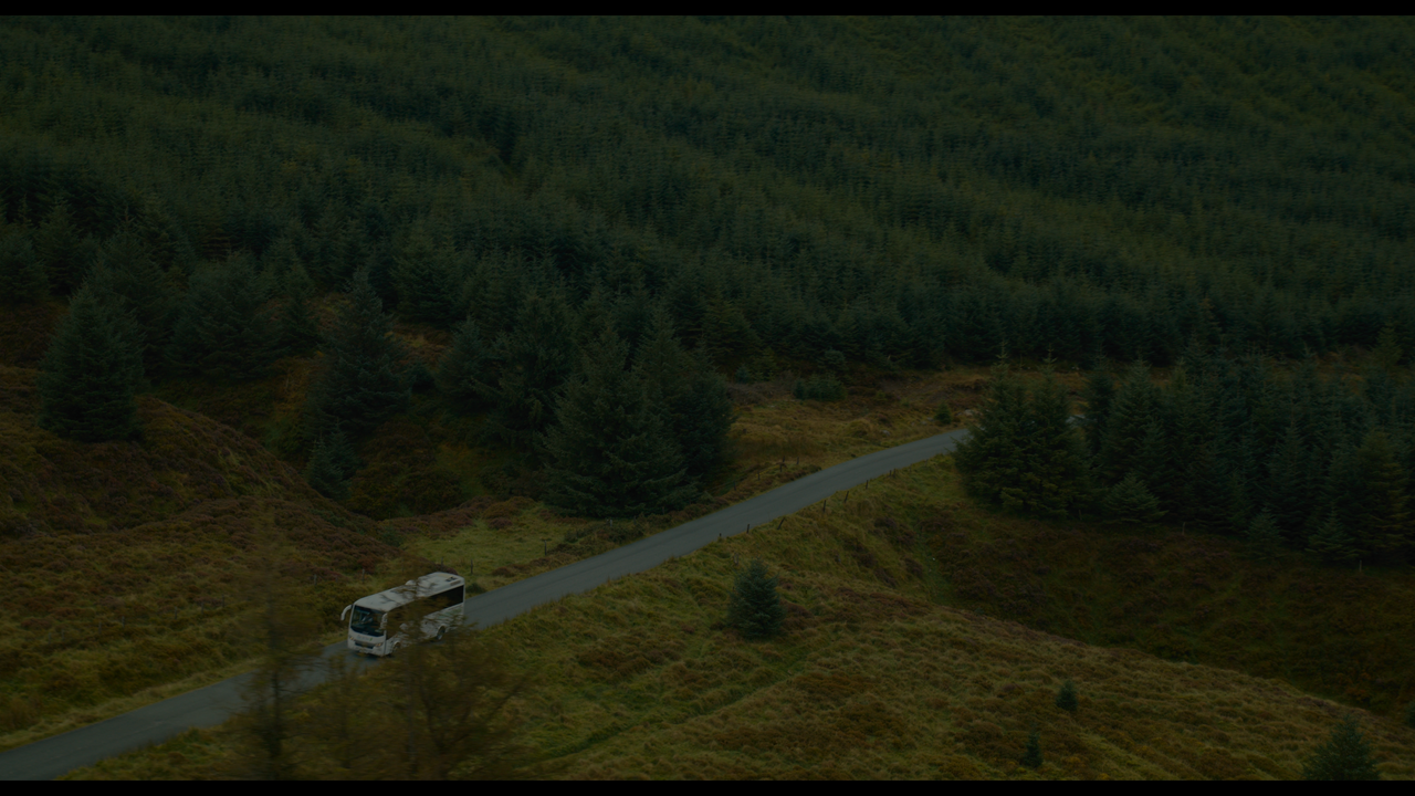 mpv-shot_The.Watchers.2024.2160p.UHD.BDREMUX.HDR.DV.HEVC-Нечипорук_01_17_15_0009