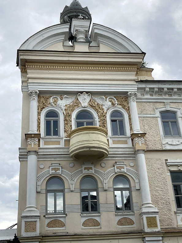 https://i.postimg.cc/KYVD15Nr/38.jpg