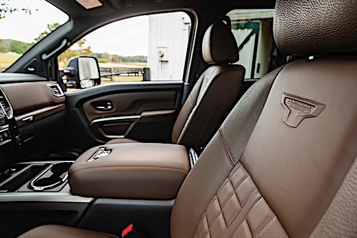 2020 Nissan TITAN XD (13)