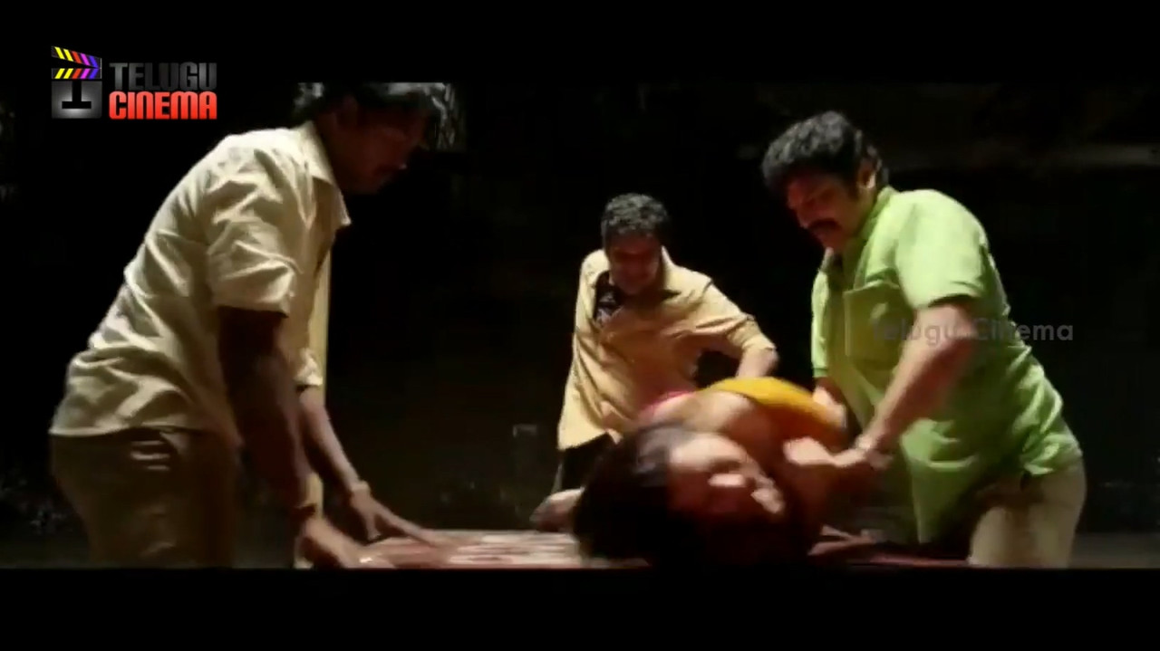 Pooja Gandhi dandupalya 2 .mp4_20220519_184014.128