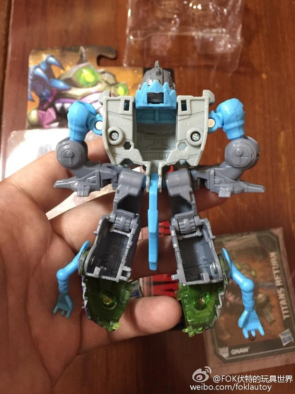 1475677987-sharkticon-12