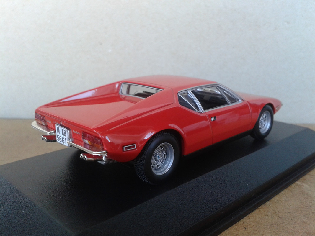1972 De Tomaso Pantera L (Minichamps) (7)