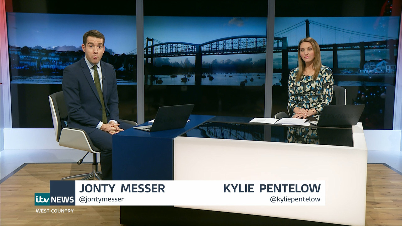 12.15 - 18.00.00 - ITV News London. The latest news in London and the....ts_snapshot_03.29.125