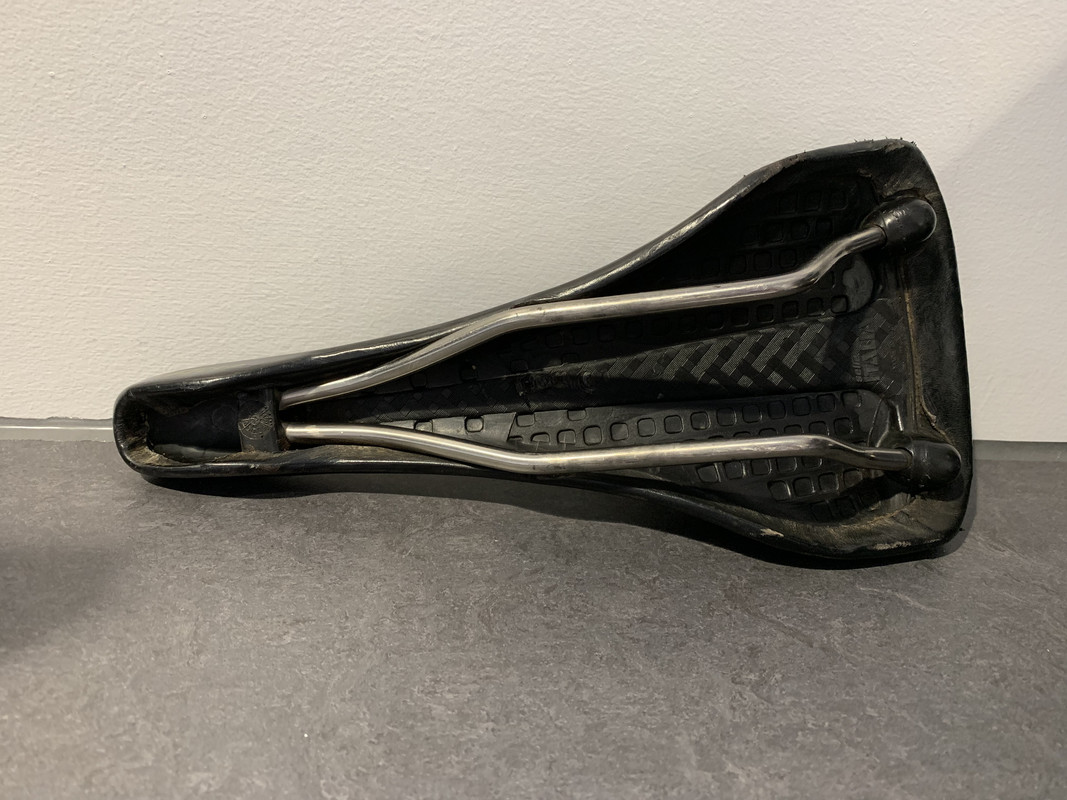 CBF8D1E5-CA2C-4E41-B8B4-17F46EC3D5E6