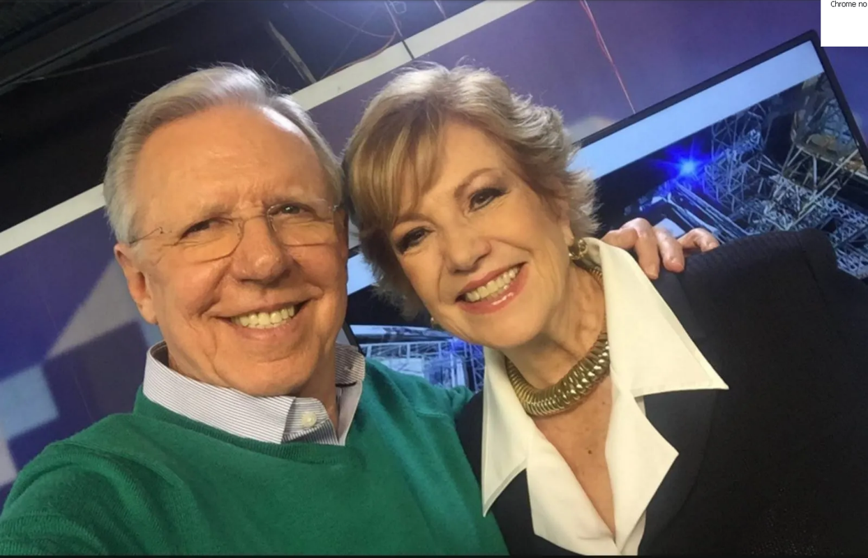 Tras hacerle cumplido a López Dóriga, Internautas se van contra Maxine Woodside