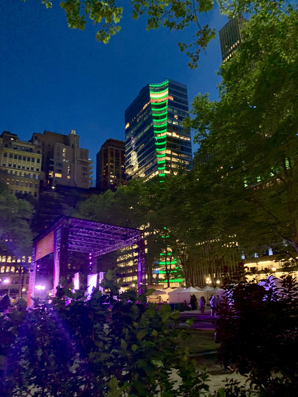 DF088BDF-84BD-498D-B6A5-852CEF9CC352