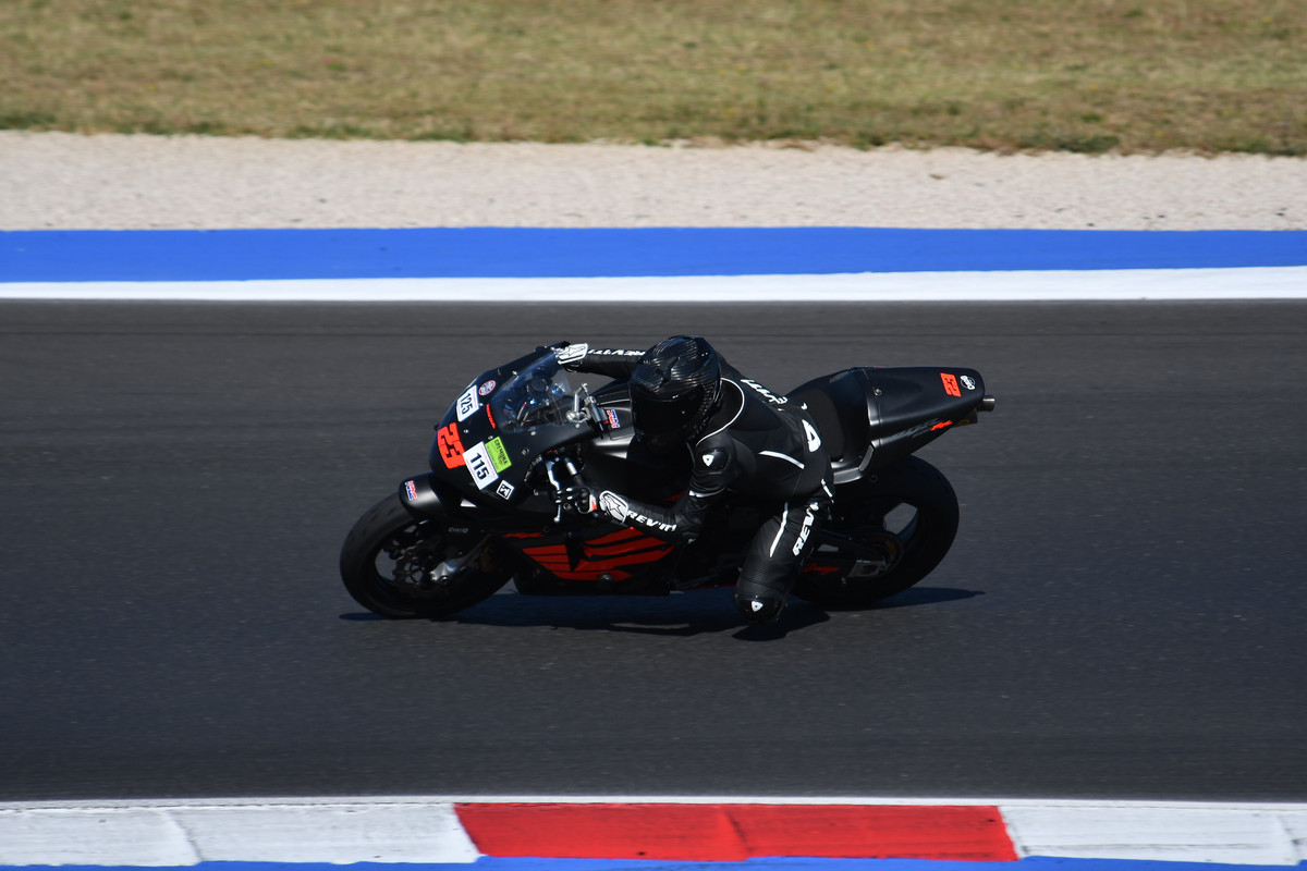 DD36462A-C55F-4E4B-91EB-FA354910C76F