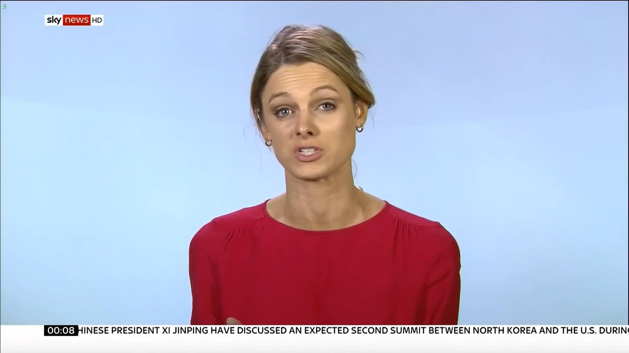 09 January - 00.00.00 - Sky Midnight News. The midnight news wit