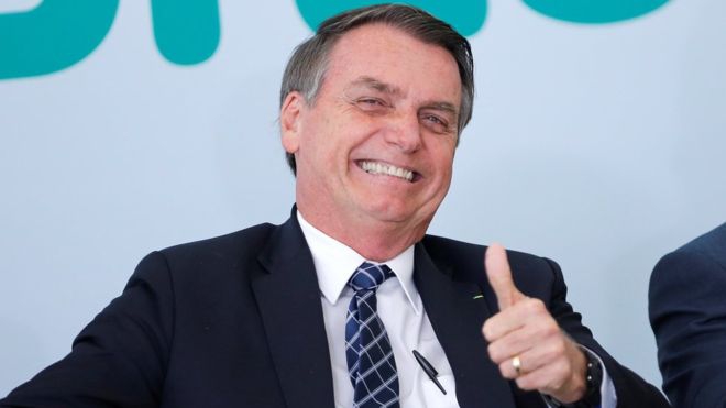Elecciones en Brasil: Bolsonaro con ligera ventaja al inicio del conteo