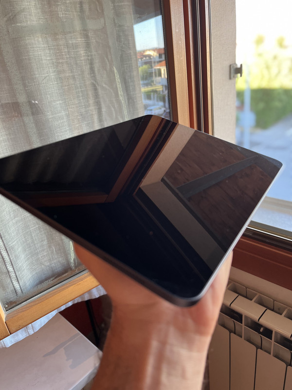 D80D310A-BE7D-4F30-B945-CD58C8EAAE3B