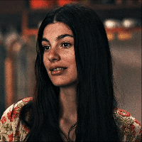 https://i.postimg.cc/KYcQ88dY/girl2.gif