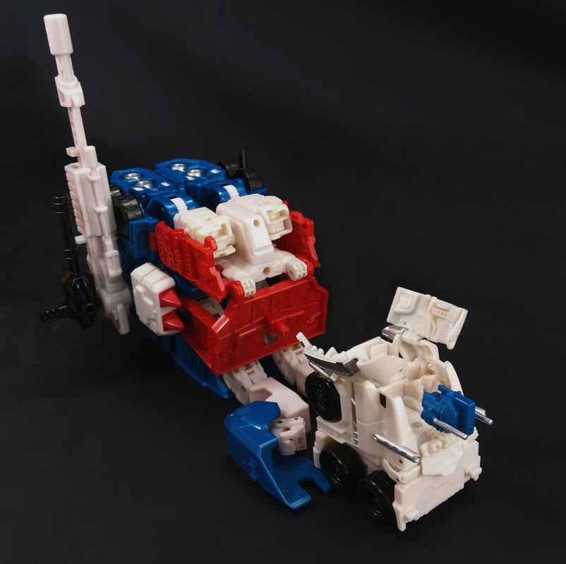 X2-CW-Ultra-Magnus-add-on-10