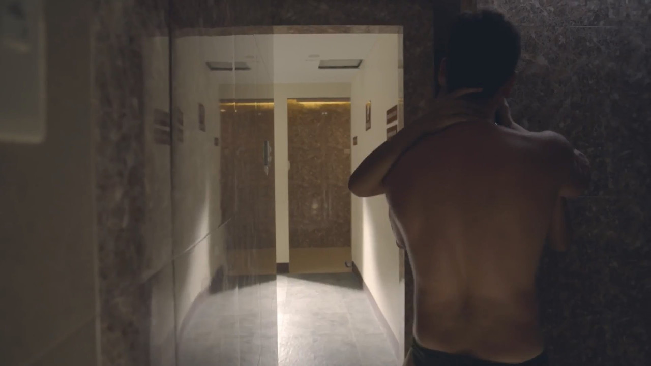 Eva.2021.mkv_snapshot_03.08_[2022.01.16_16.36.47]