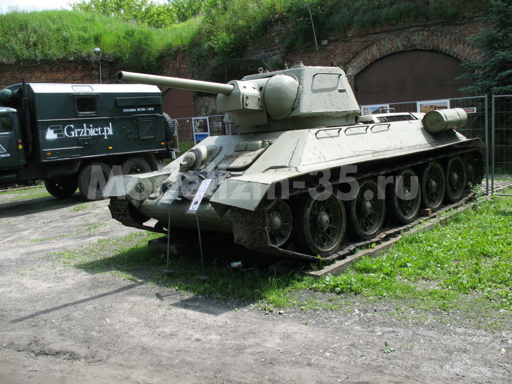 Т-34_Варшава_Форт_902