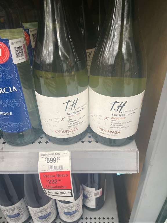 Wallmart Alberca Olímpica: Vino Blanco Undurraga