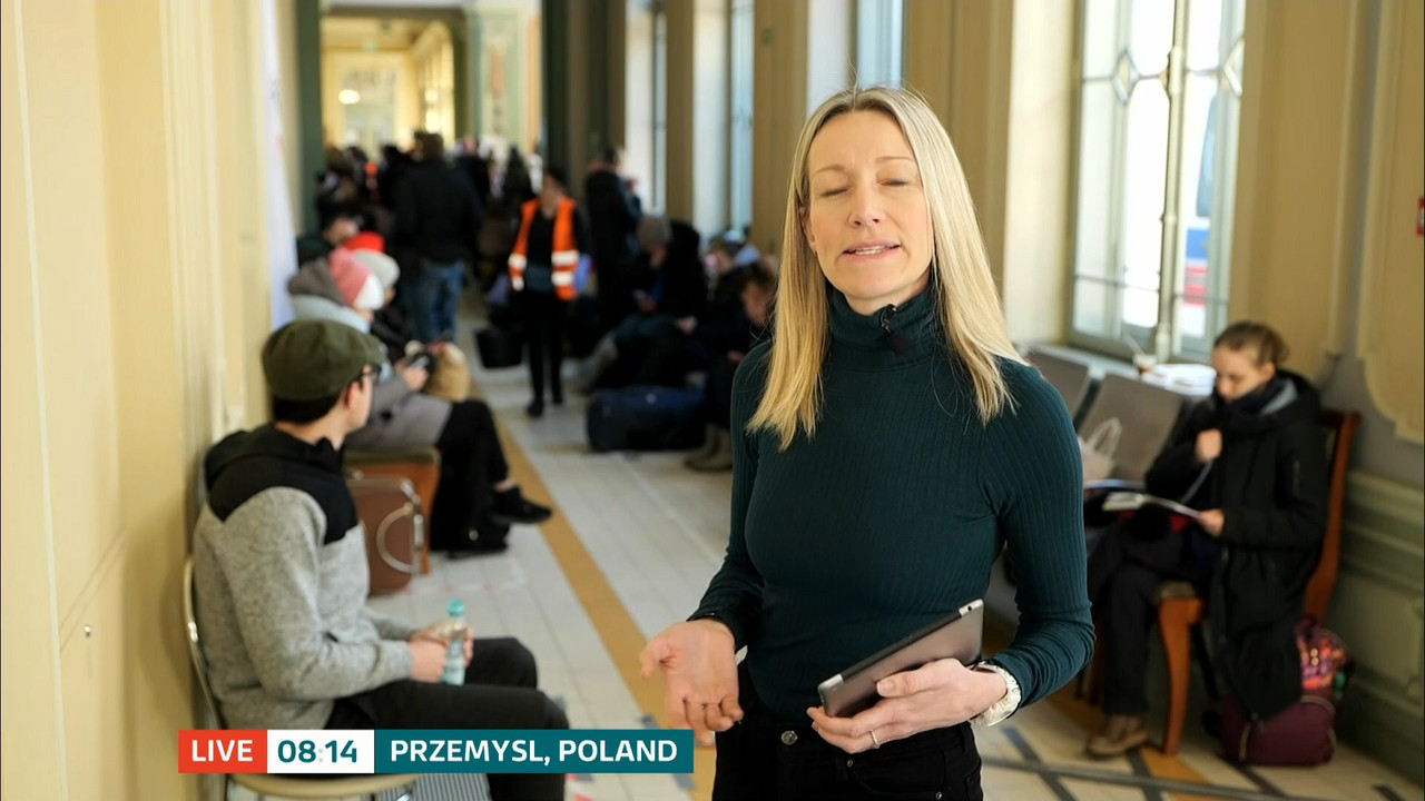 ITV News_20220312_07000930.ts_snapshot_00.15.16.566