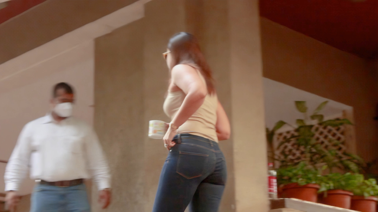 Kareena Kapoor Khan Ass 4k.mp4_snapshot_00.14.551