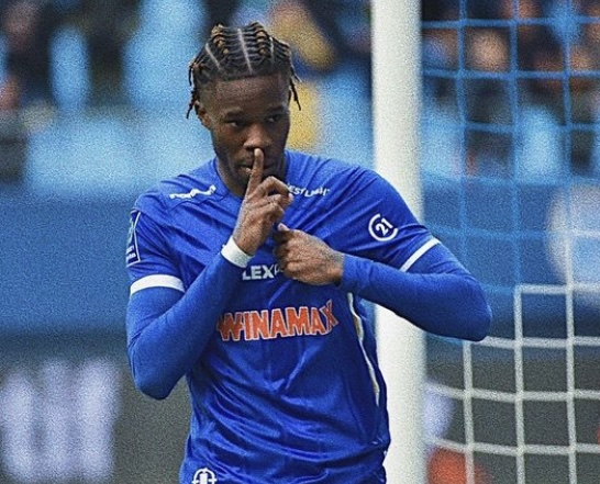 E6B05D1E-7014-44F0-8A35-4F2139F9C11D